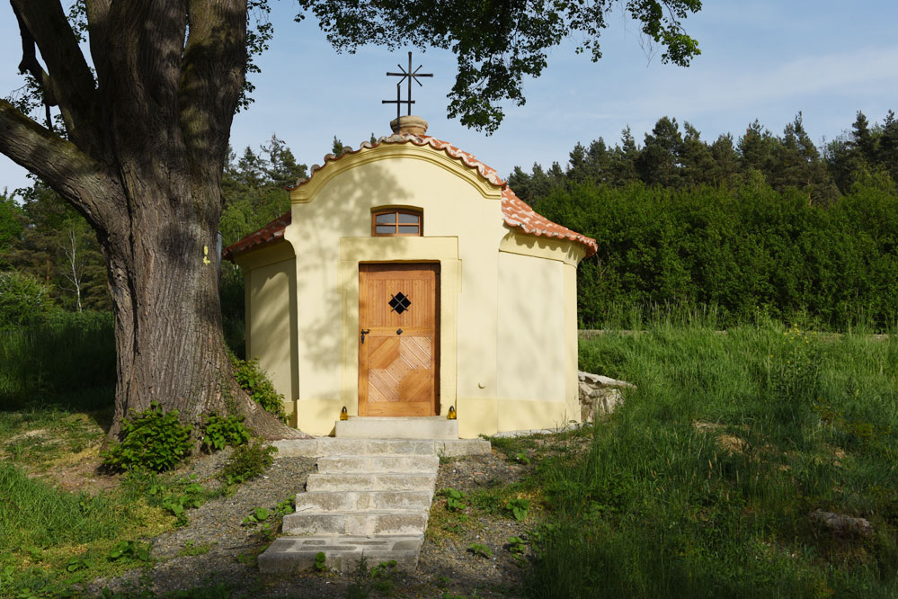 Malá stavba mezi Dobřany a Šlovicemi